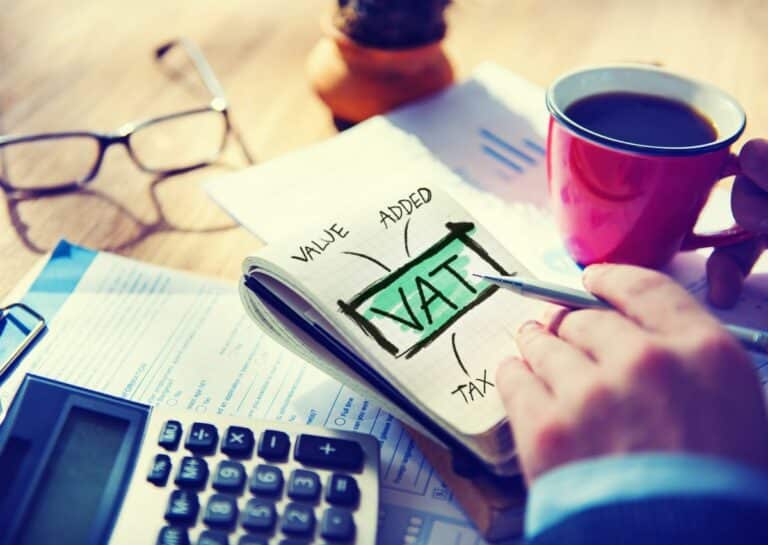 Ministerstwo finansów komplikuje VAT