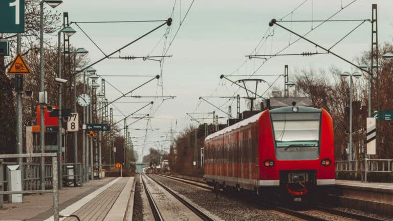 Duże wyzwania przed branżą kolejową
