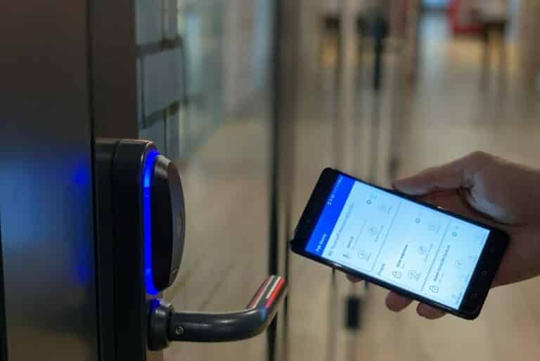Tryboń z innowacyjną aplikacją