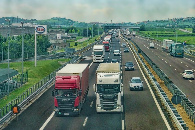 Pandemia uderzyła w firmy transportowe