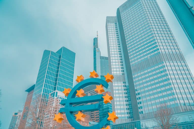 Współczesne państwo jest „firmą usługową”, którą posługują się interesariusze