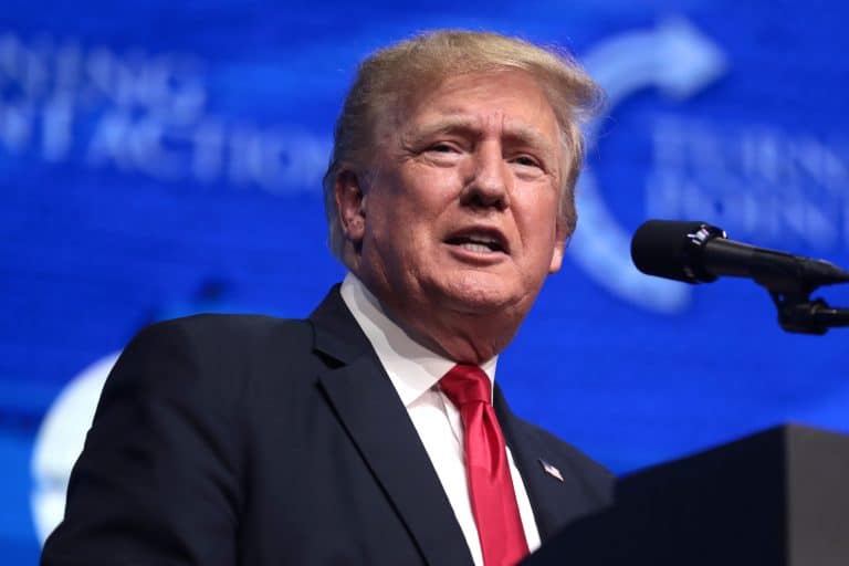 Super Bowl Donalda Trumpa