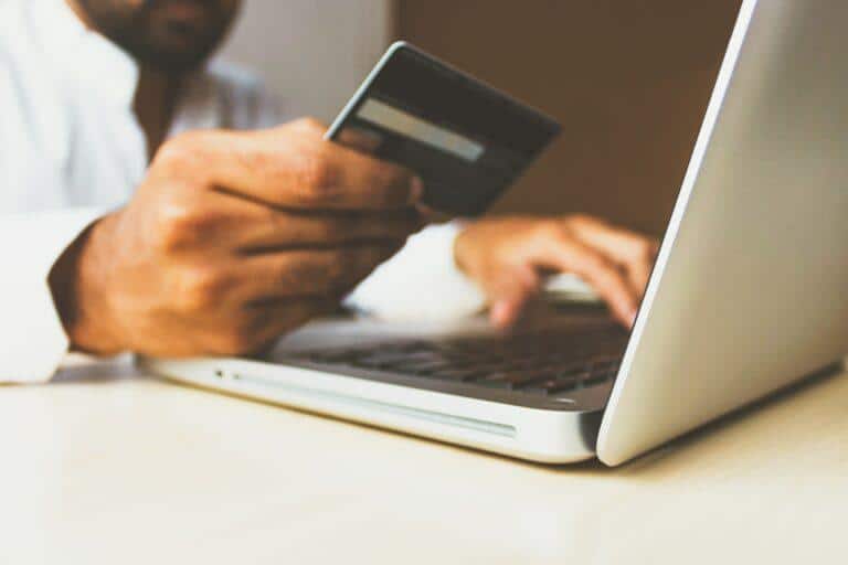Rosnące znaczenie kanału eCommerce a przyszłość handlu w Polsce