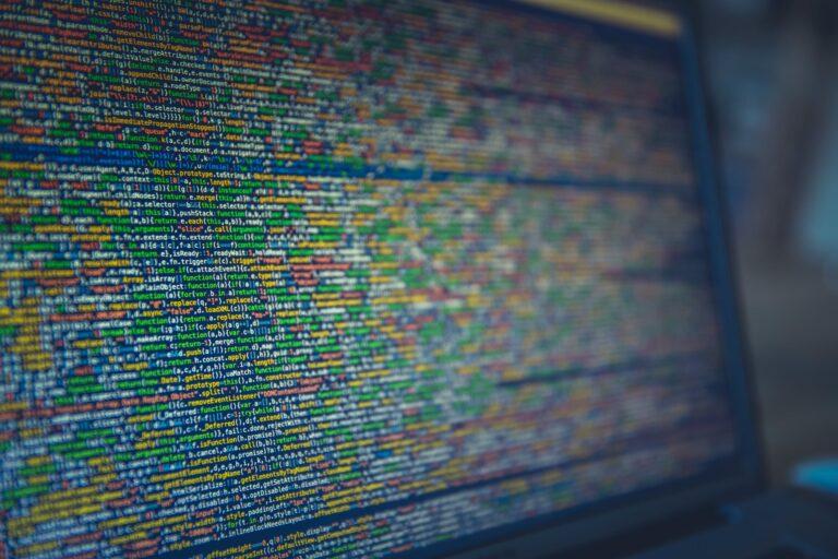 Pełnomocnik Rządu ds. Cyberbezpieczeństwa: zwiększyła się częstotliwość cyberataków na instytucje i podmioty krajowe
