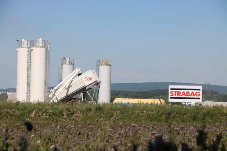Strabag wypowiada umowę i blokuje przepływ pieniędzy do Rosji