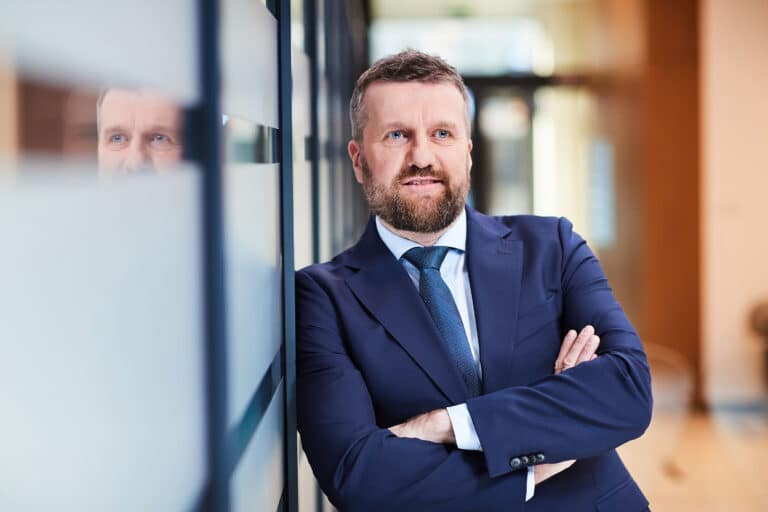 Ataki w Polsce wciąż rosną. Firmy doświadczają ich ponad 1200 w tygodniu!