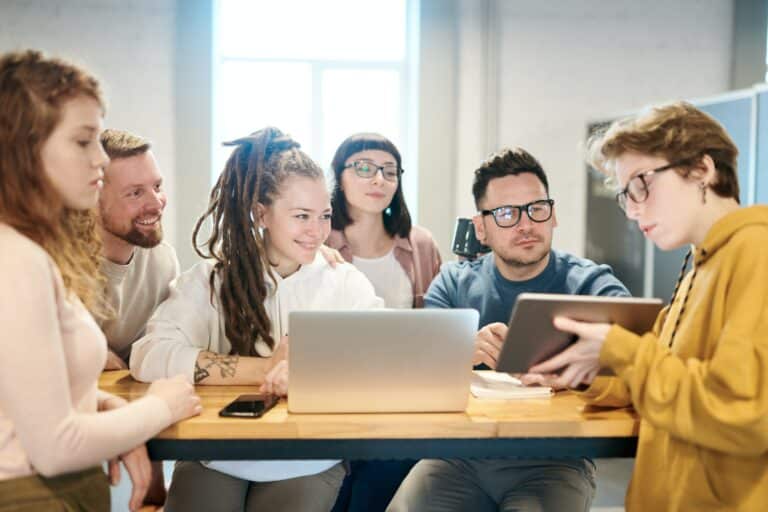 W Polsce optymistyczniej niż na świecie