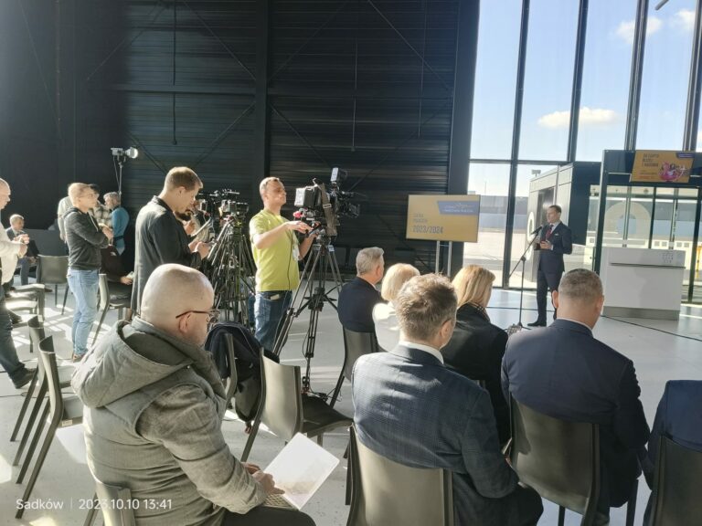 Wizz Air startuje z Lotniska Warszawa-Radom