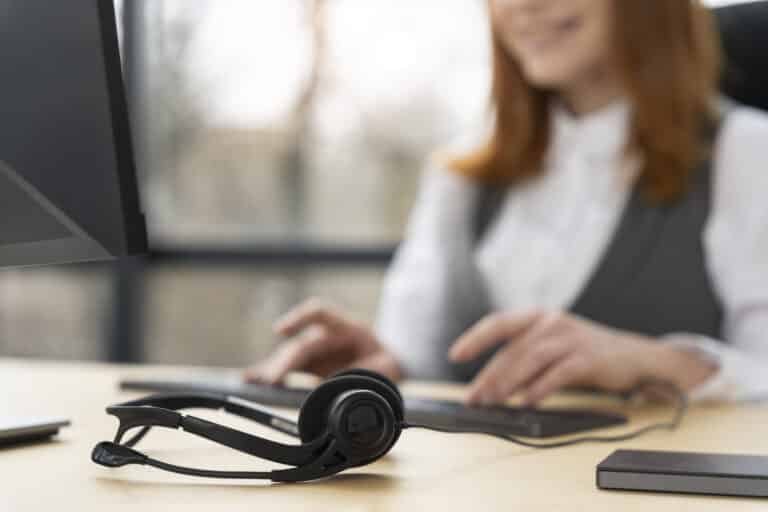 CONTACT CENTER