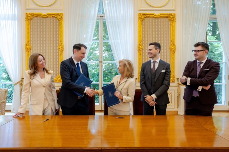 Strategiczne porozumienie Uniwersytetu Warszawskiego i Greenberg Traurig