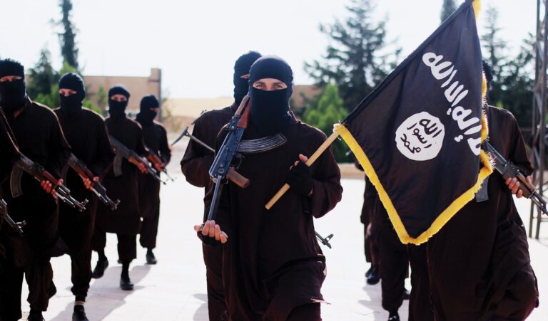Trump planuje wykorzystać ISIS w ataku na Iran?
